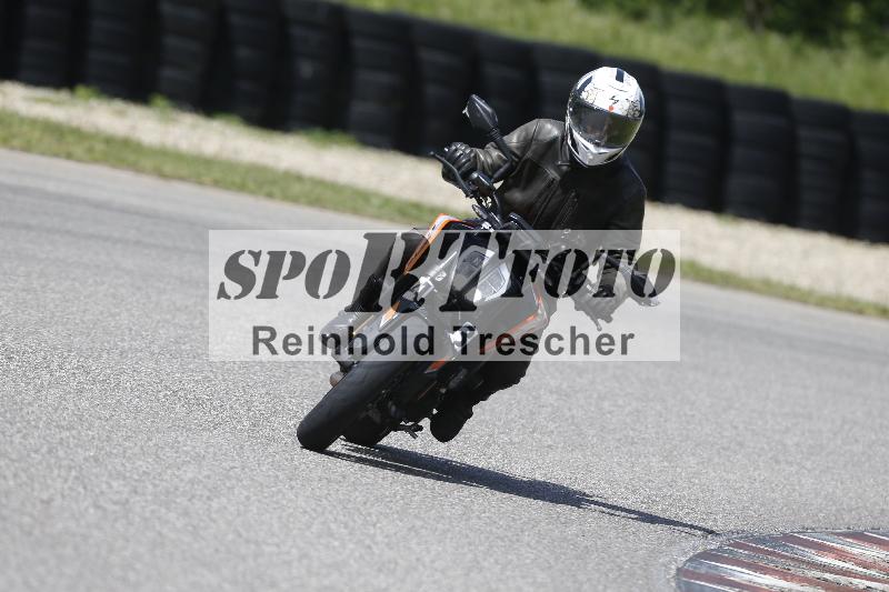 Archiv-2025/09 22.04.2025 Cornu Master School ADR/gruen-vert/43